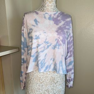 EUC medium Fifth Sun tie dye long sleeve crop top.